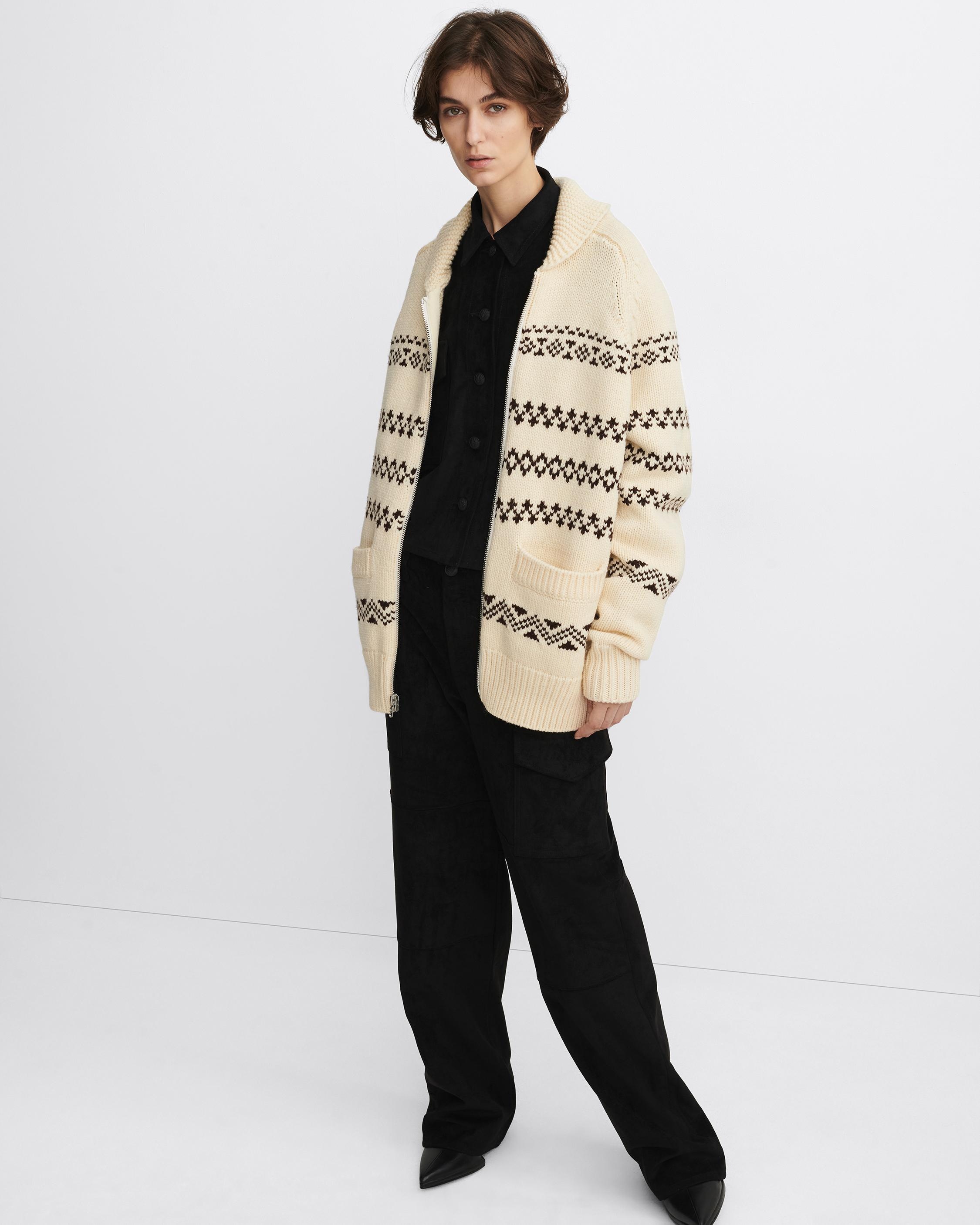 Brooke Italian Wool Cardigan
Oversized Fit - 6