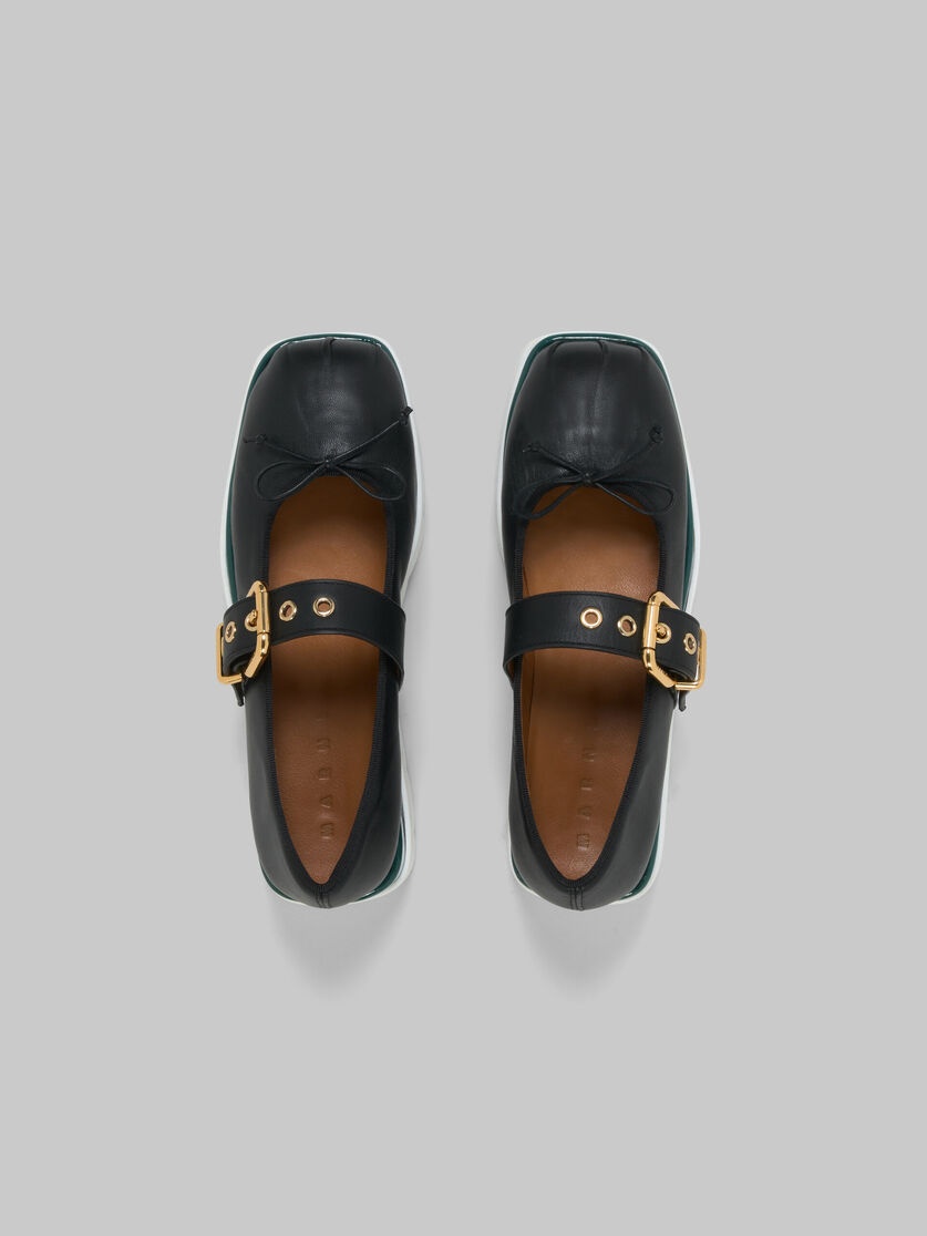 BLACK LEATHER MARY JANE SHOE WITH SCALLOPED SOLE - 4