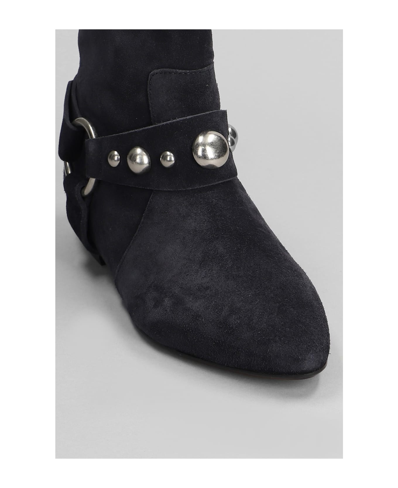 Siago Low Heels Ankle Boots In Black Suede - 5