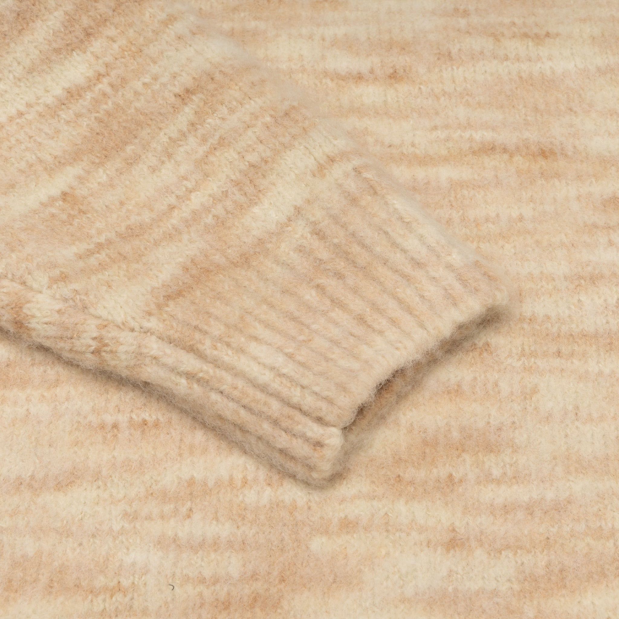 STATIC KNIT SWEATER - 3