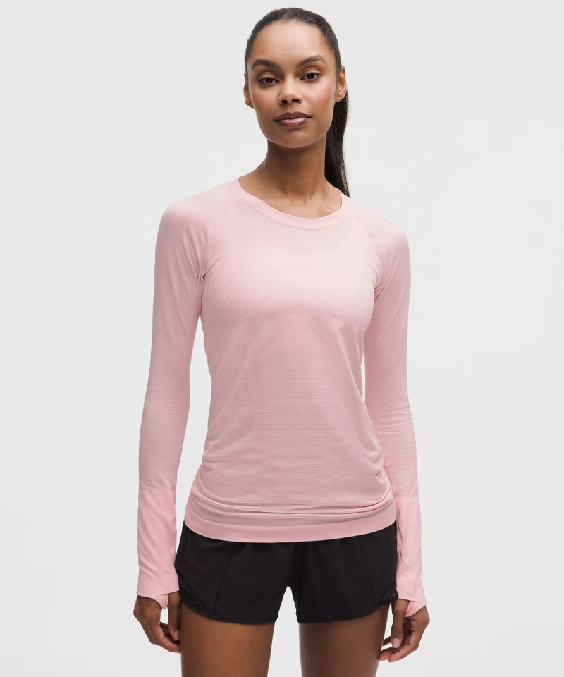 Swiftly Tech Long-Sleeve Shirt 2.0 *Hip Length 1