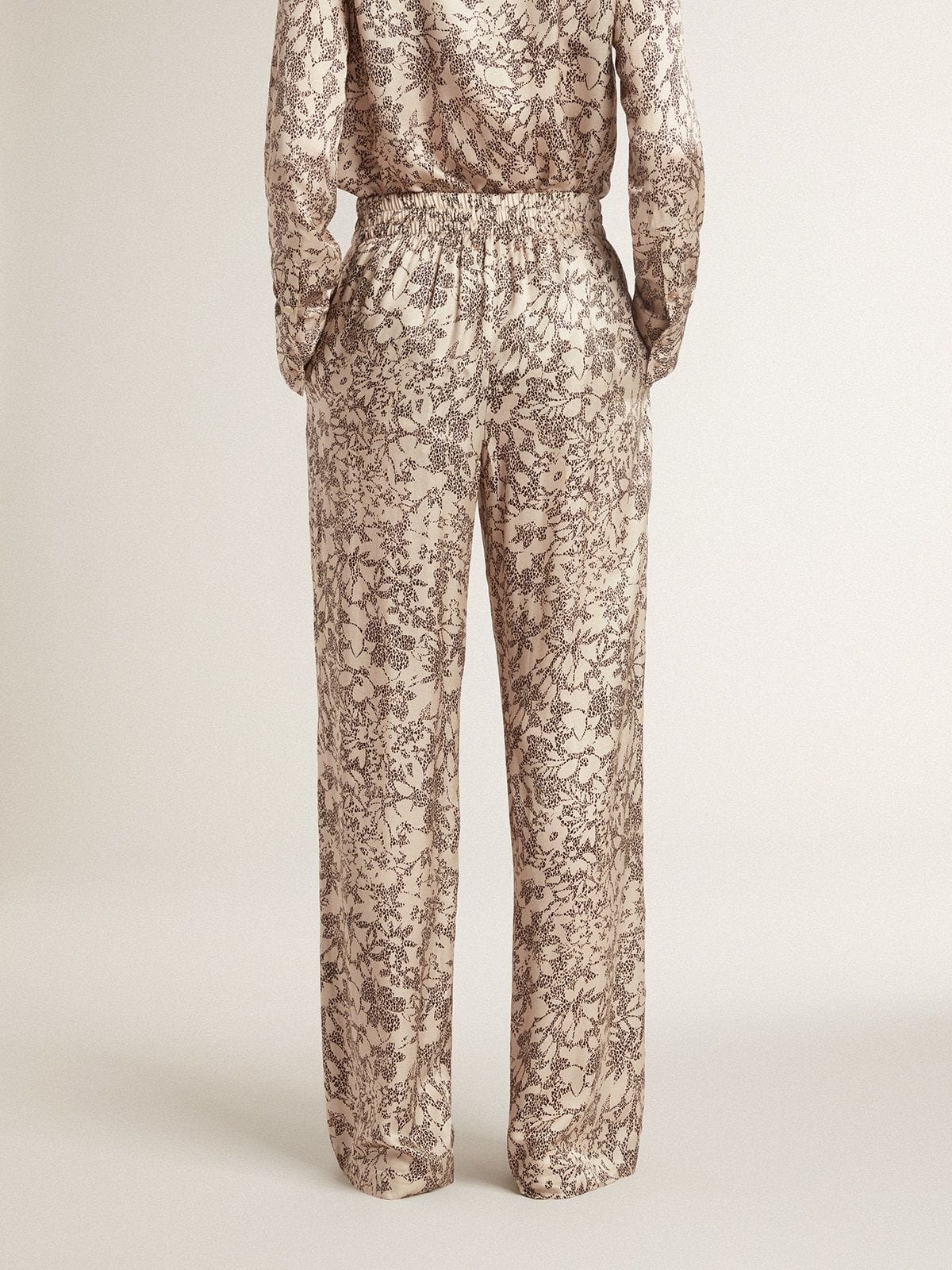 Women's joggers with floral print - 4