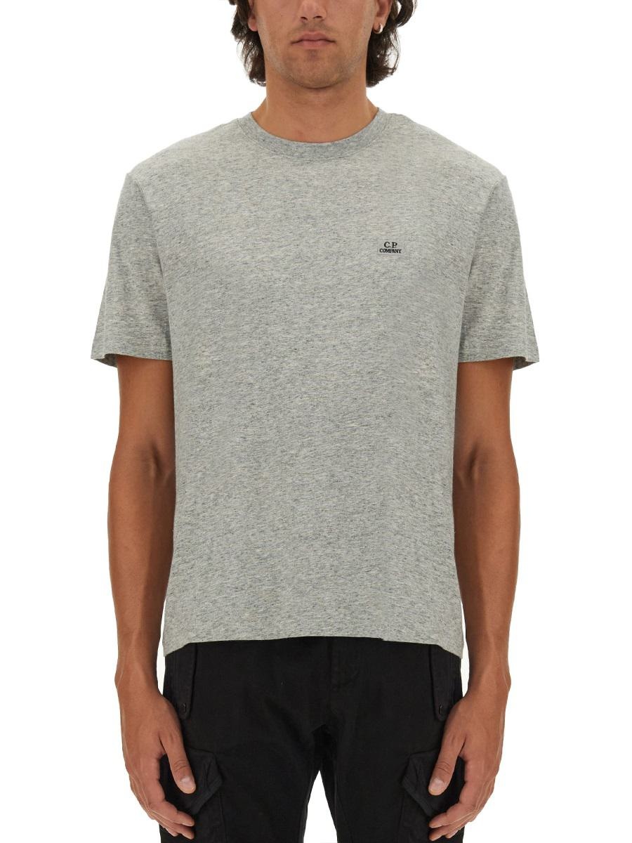 Tシャツ・カットソー C.P. Company FW24 T-SHIRT WITH LOGO (17CMTS031A 005100WM94) CP Company Logo Men's T-Shirt Black 16CMTS231A005697G-999