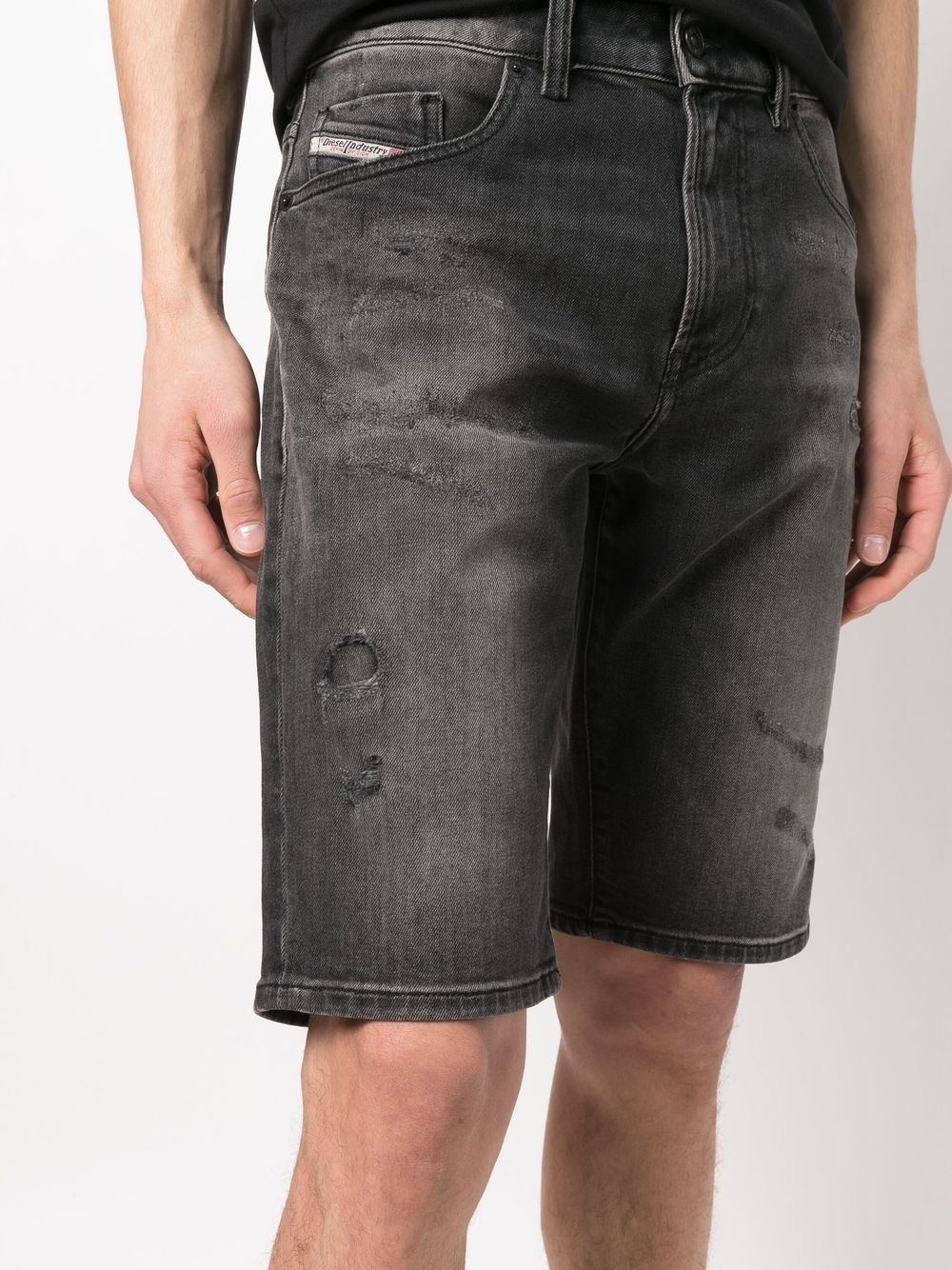 washed-effect denim shorts - 5