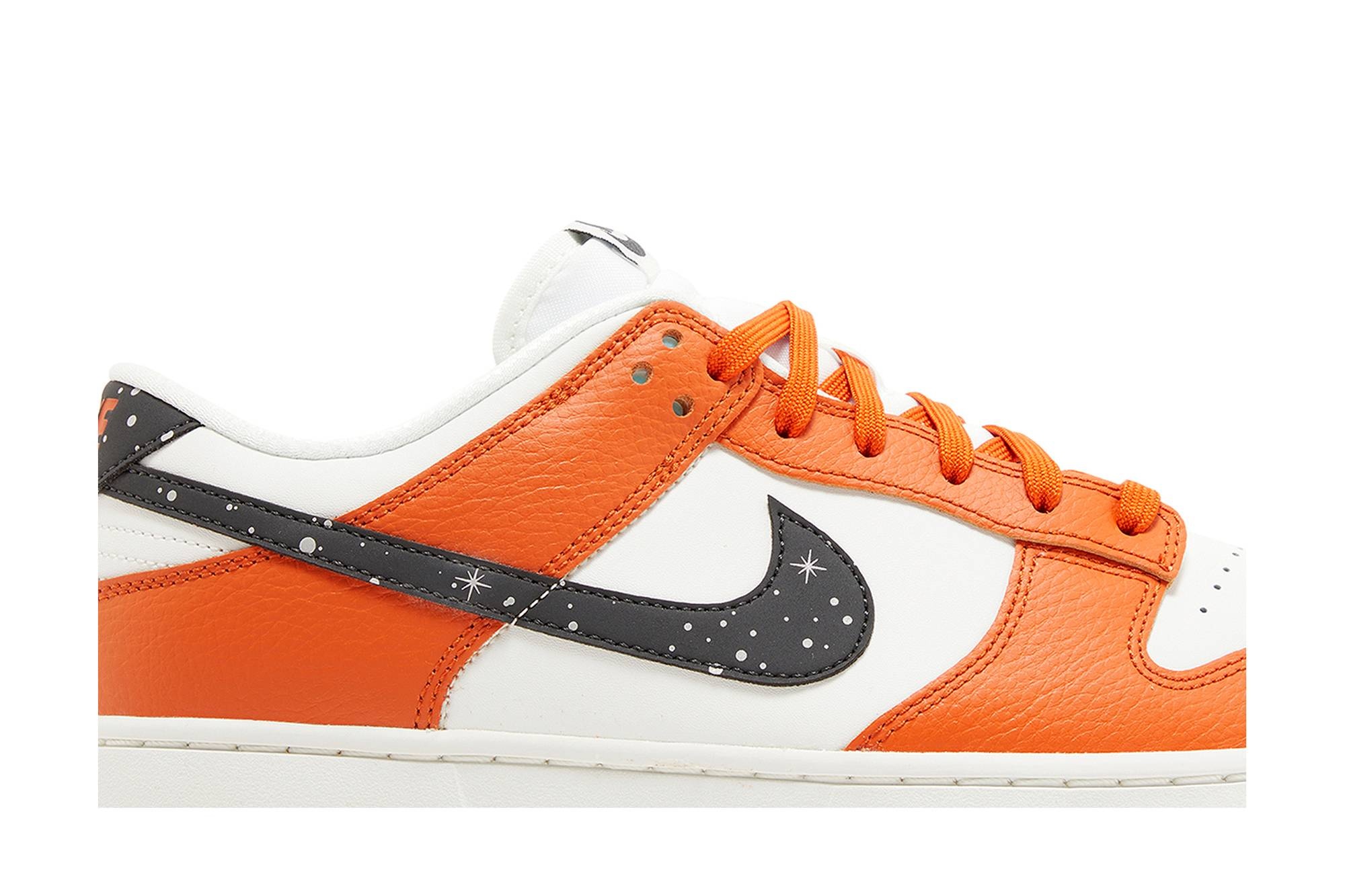 Dunk Low 'Starry Swoosh' - 2