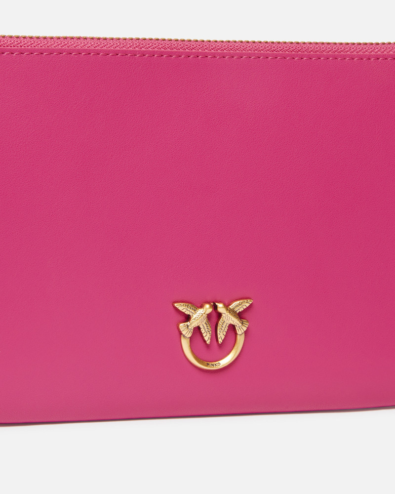 HORIZONTAL FLAT BAG IN LEATHER 3