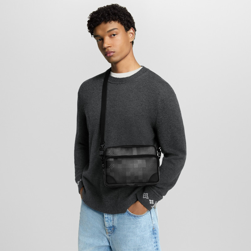 Louis Vuitton Nil Messenger outlook