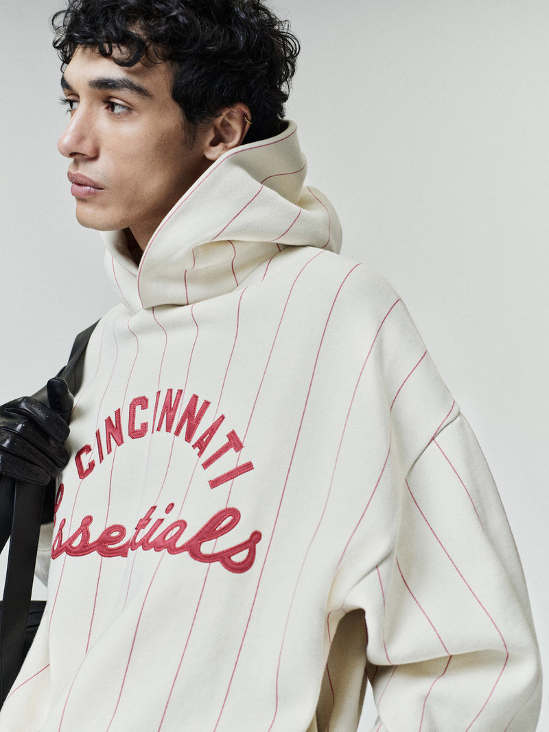 Reds Sport Hoodie 2