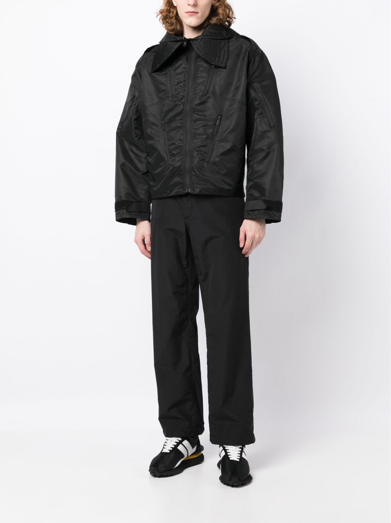 oversize-pointed-pocket jacket 6