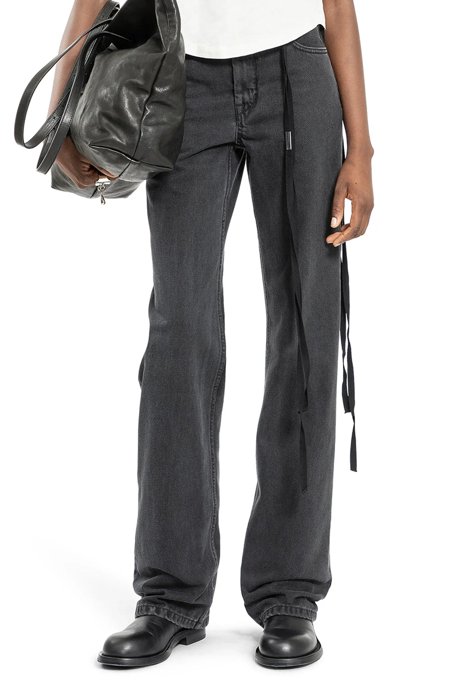 Ona-5-Pocket-Flared-Slim-Jeans - 5