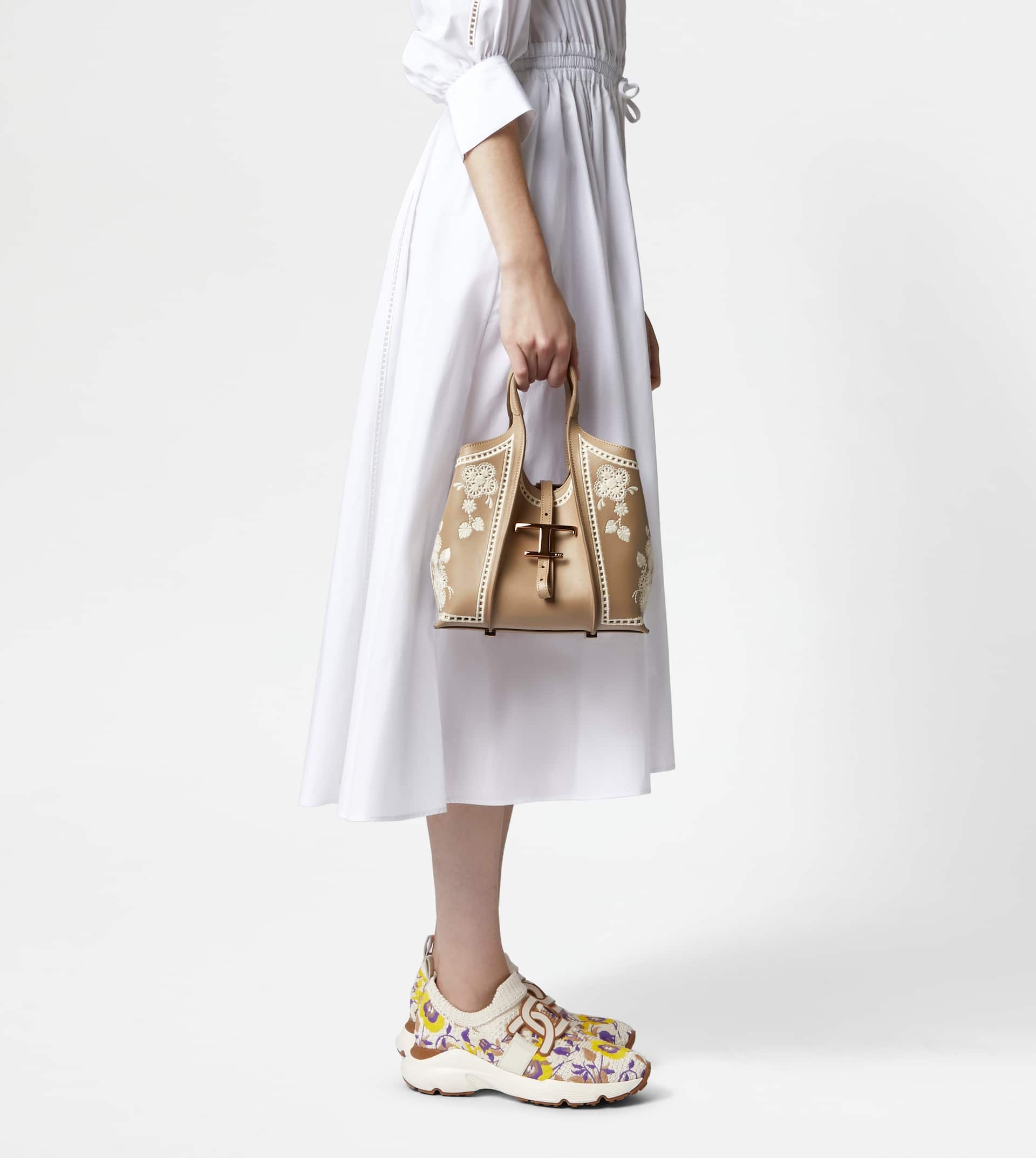 T TIMELESS SHOPPING BAG IN LEATHER MINI - BEIGE, WHITE - 3