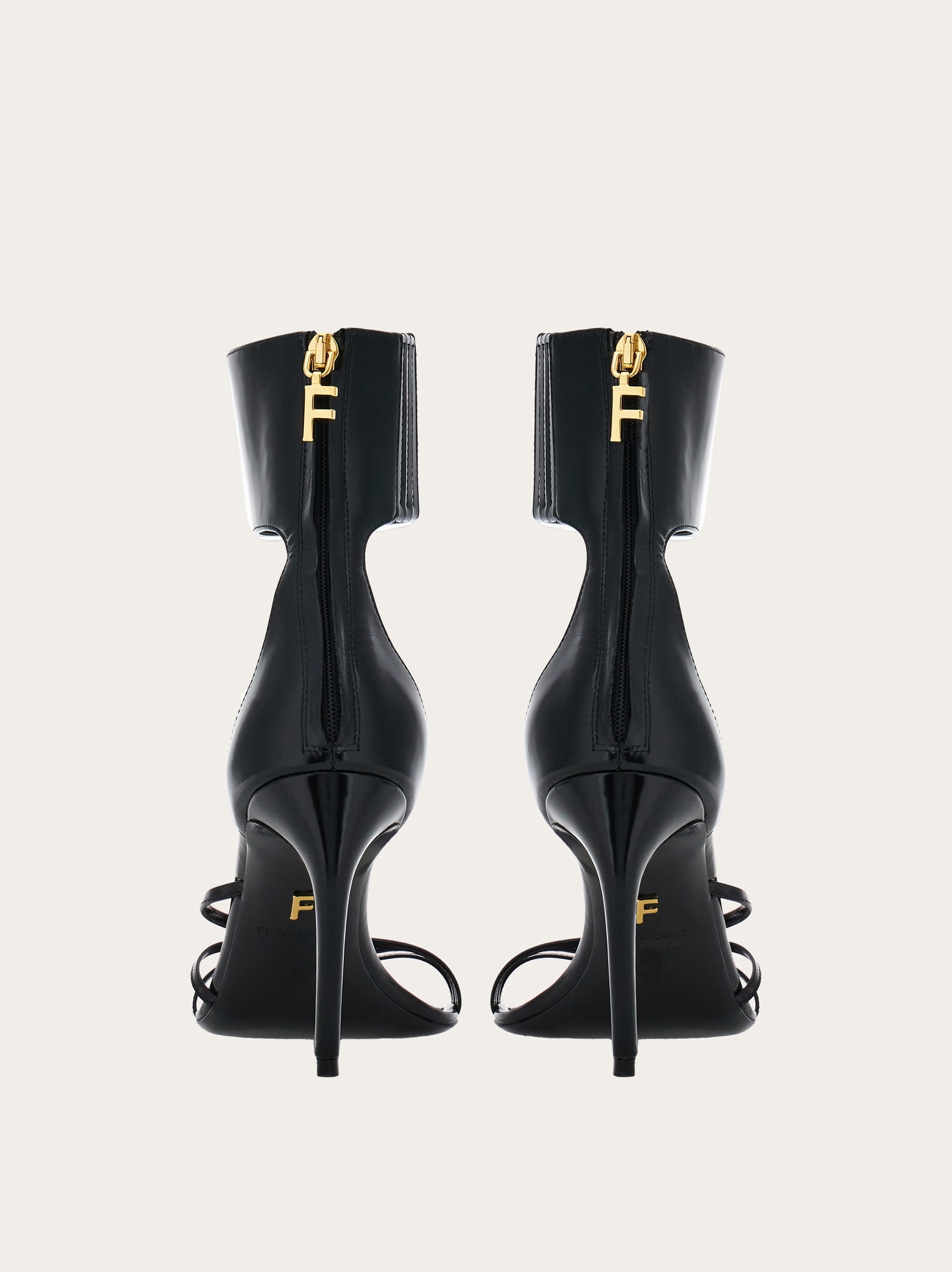 Curved heel sandal - 4