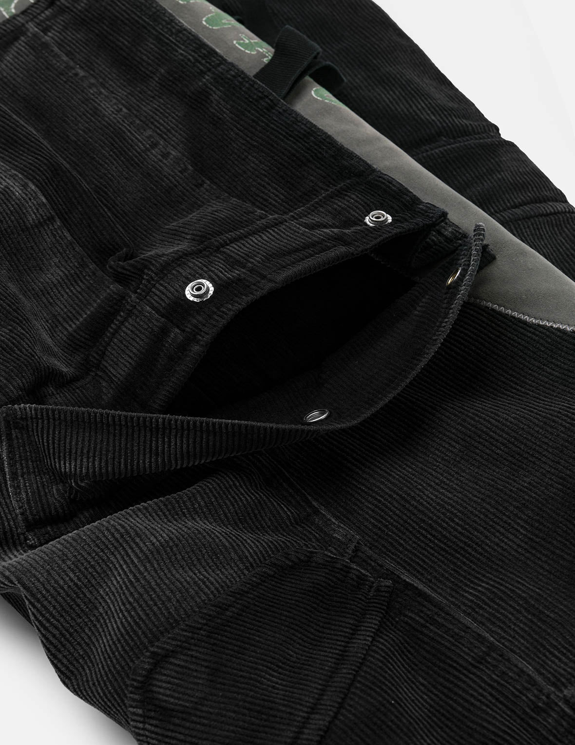 Washed Daicock Embroidery Wide-leg Corduroy Cargo Pants - 9