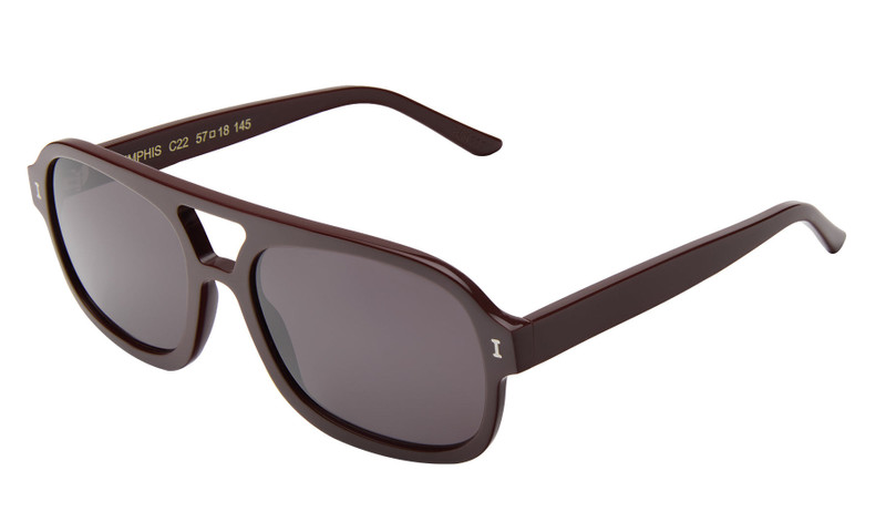 illesteva Memphis 57 Sunglasses outlook
