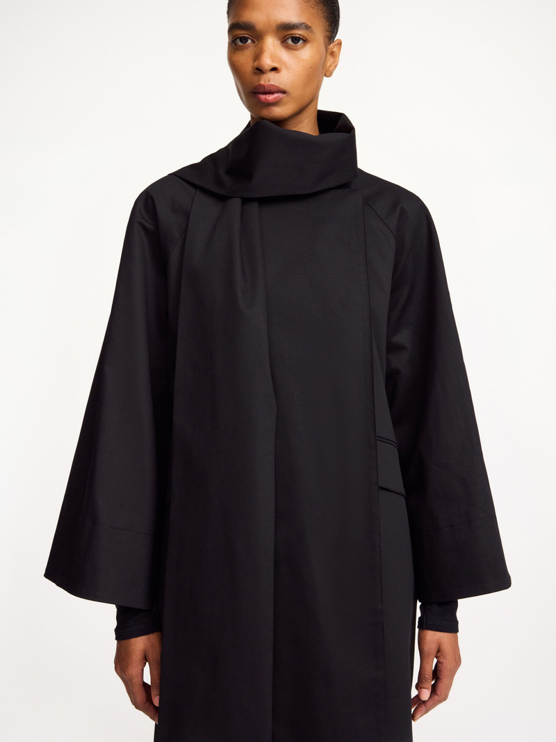 Campagna trench coat 4