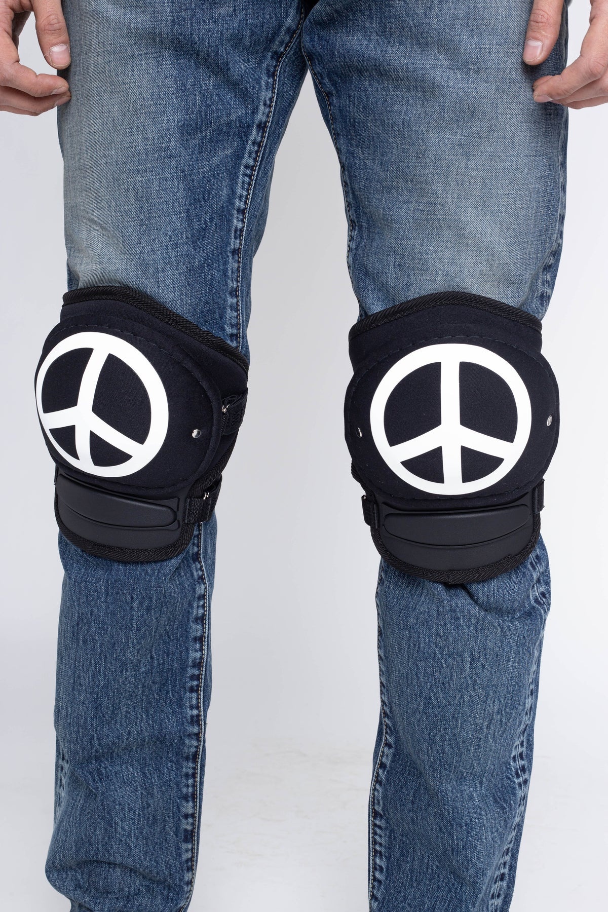 PEACE Knee Pad - 2