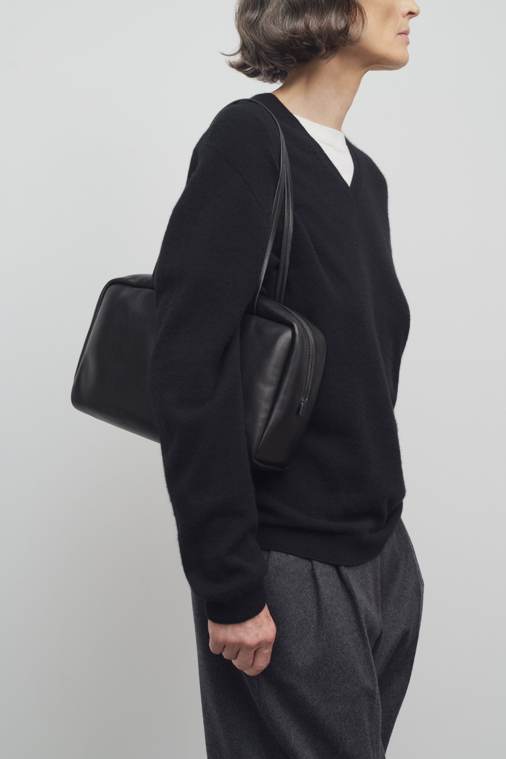 Astra Bowling Bag in Leather - 4