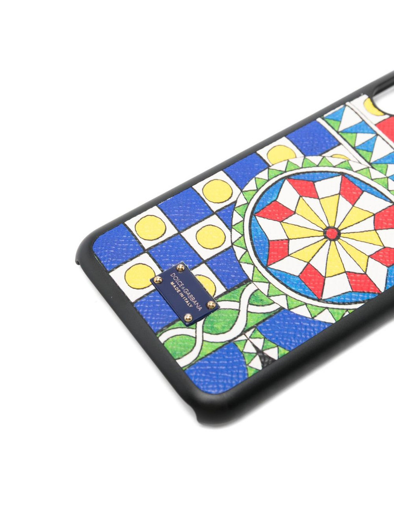 geometric-pattern phone case 3
