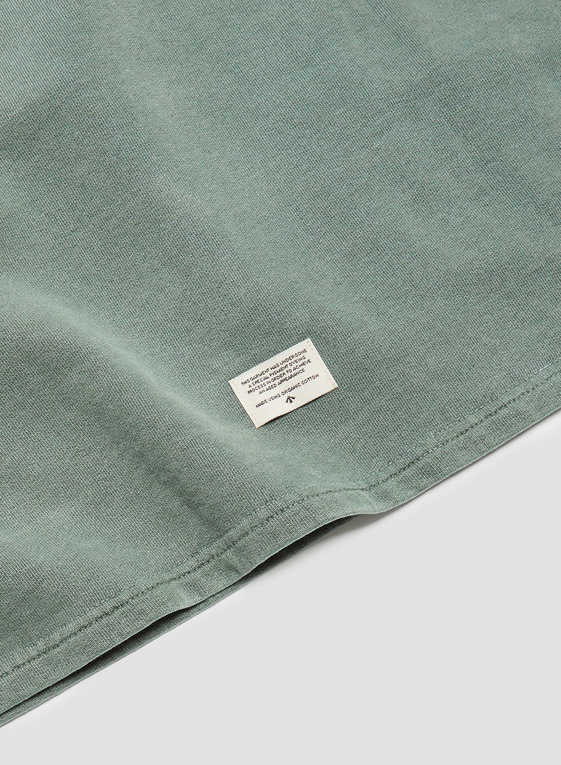 Training Sweater in Sports Green - 10