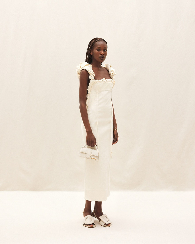 JACQUEMUS La robe Crema outlook