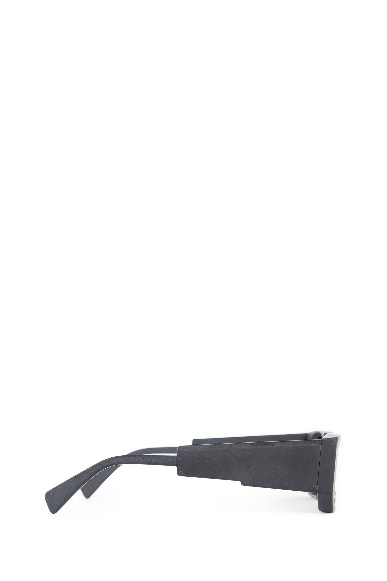 U8-49-25-Sunglasses - 3