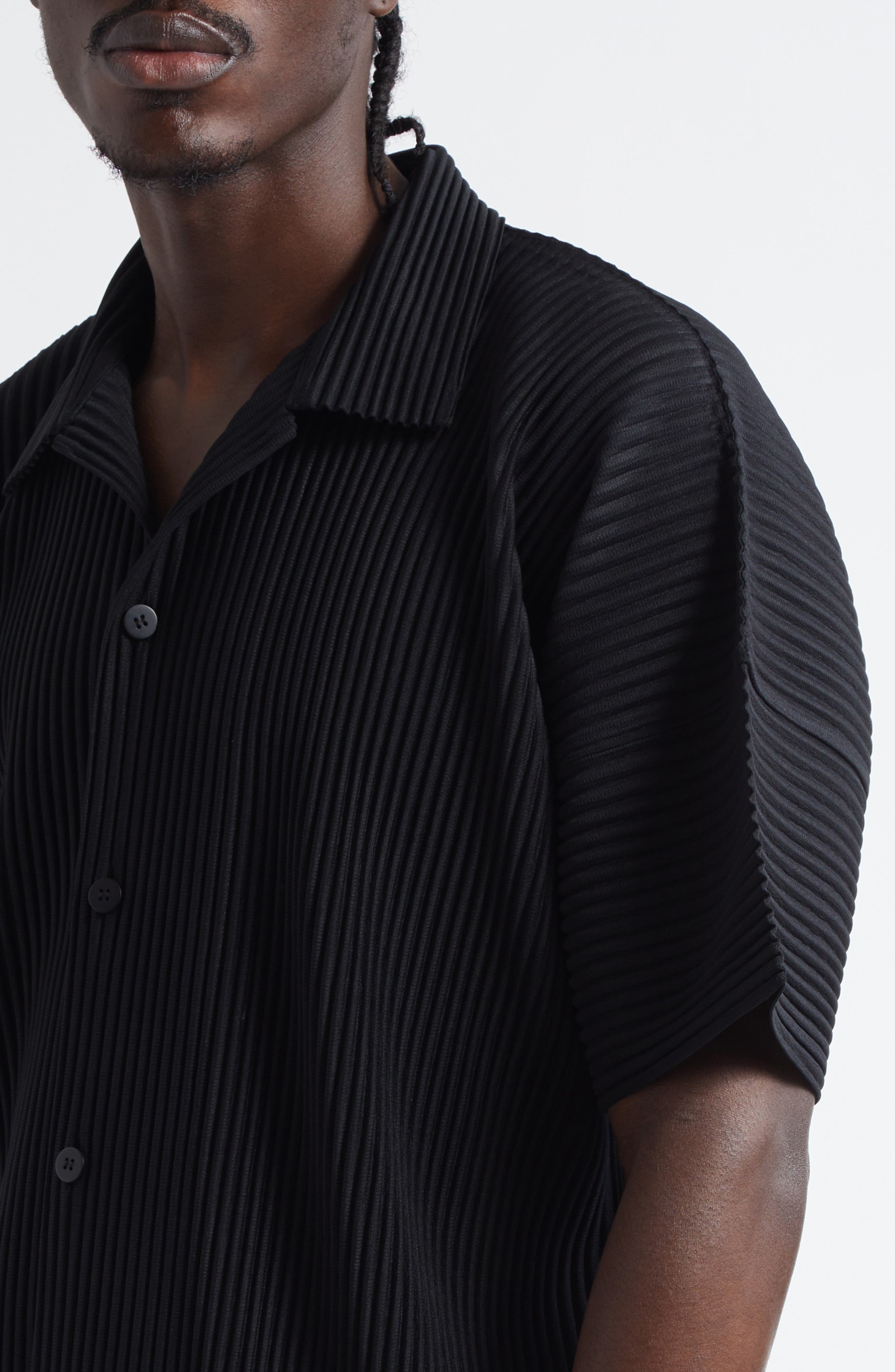 Homme Plissé Issey Miyake Monthly Colors April Camp Shirt in Black at Nordstrom - 5