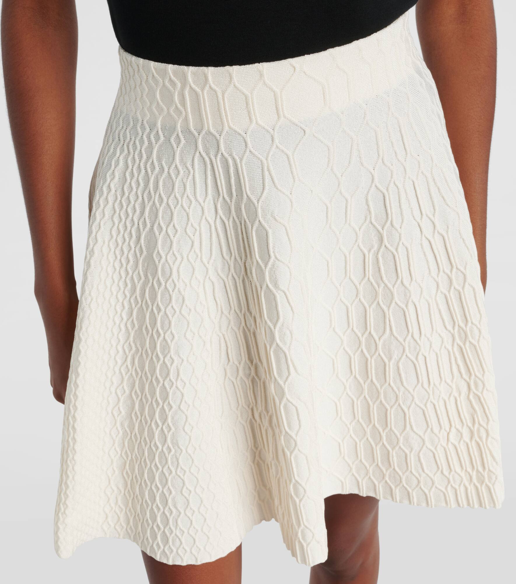 High-rise miniskirt - 4