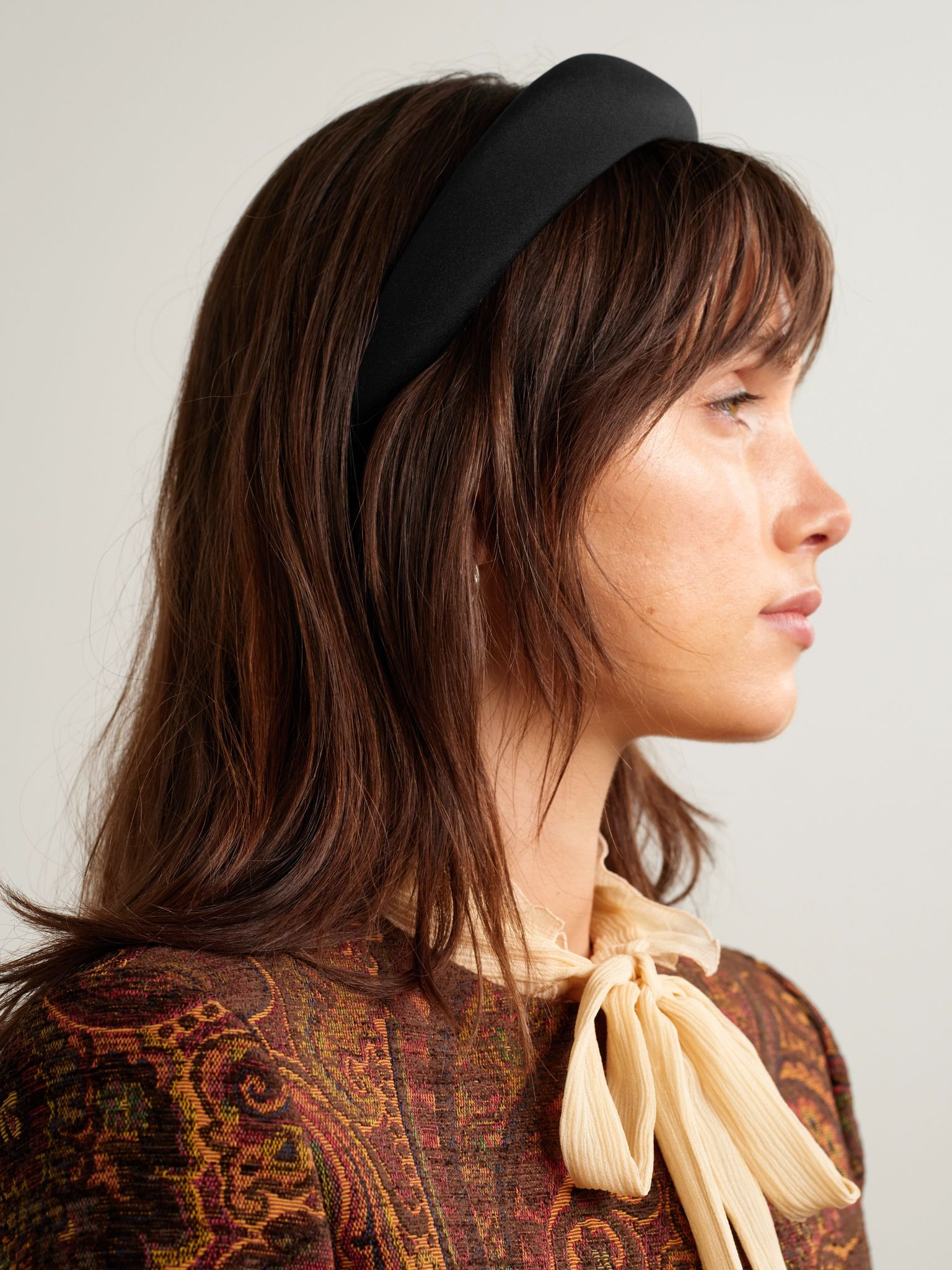 Classic Puffy padded silk-crepe headband Black - 2