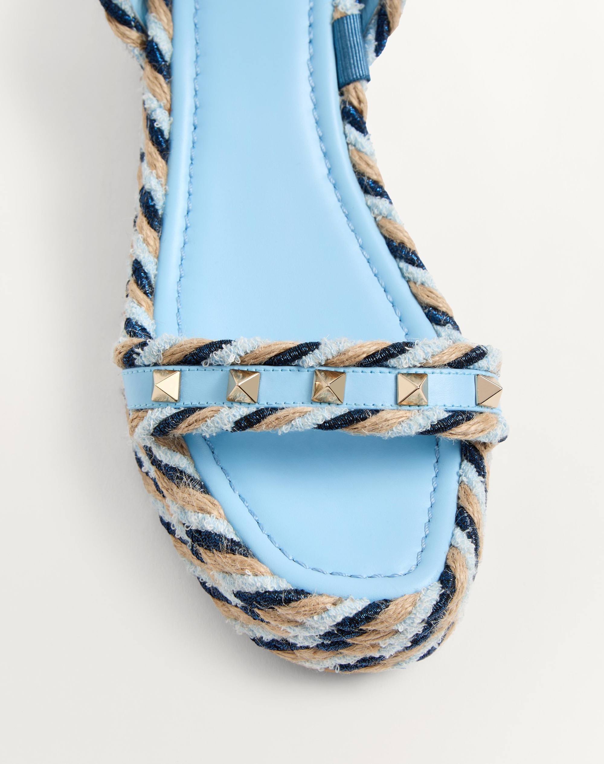 ROCKSTUD FLATFORM SANDAL IN CALFSKIN 45MM - 6