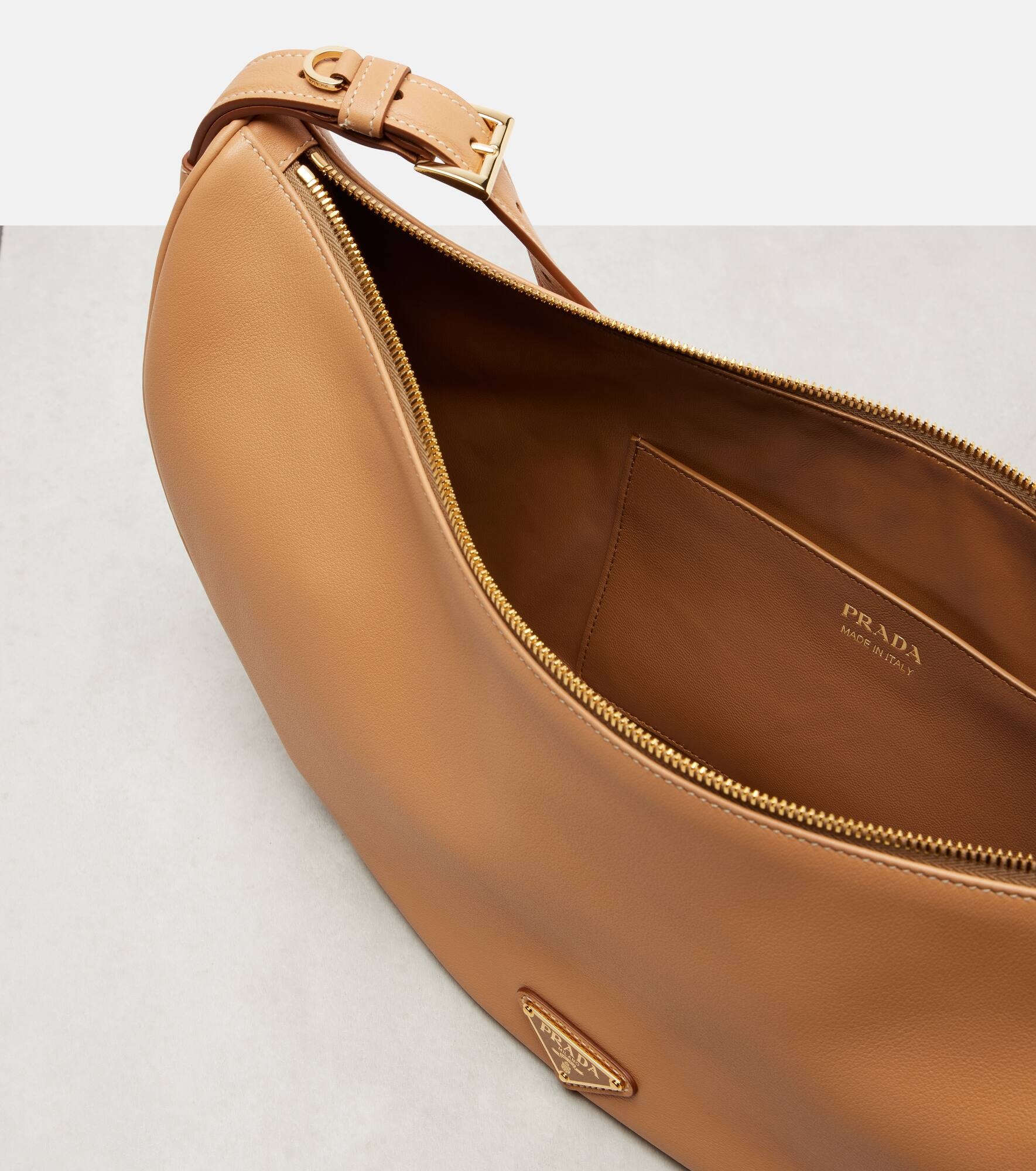 Demi-Lune Large leather shoulder bag - 3