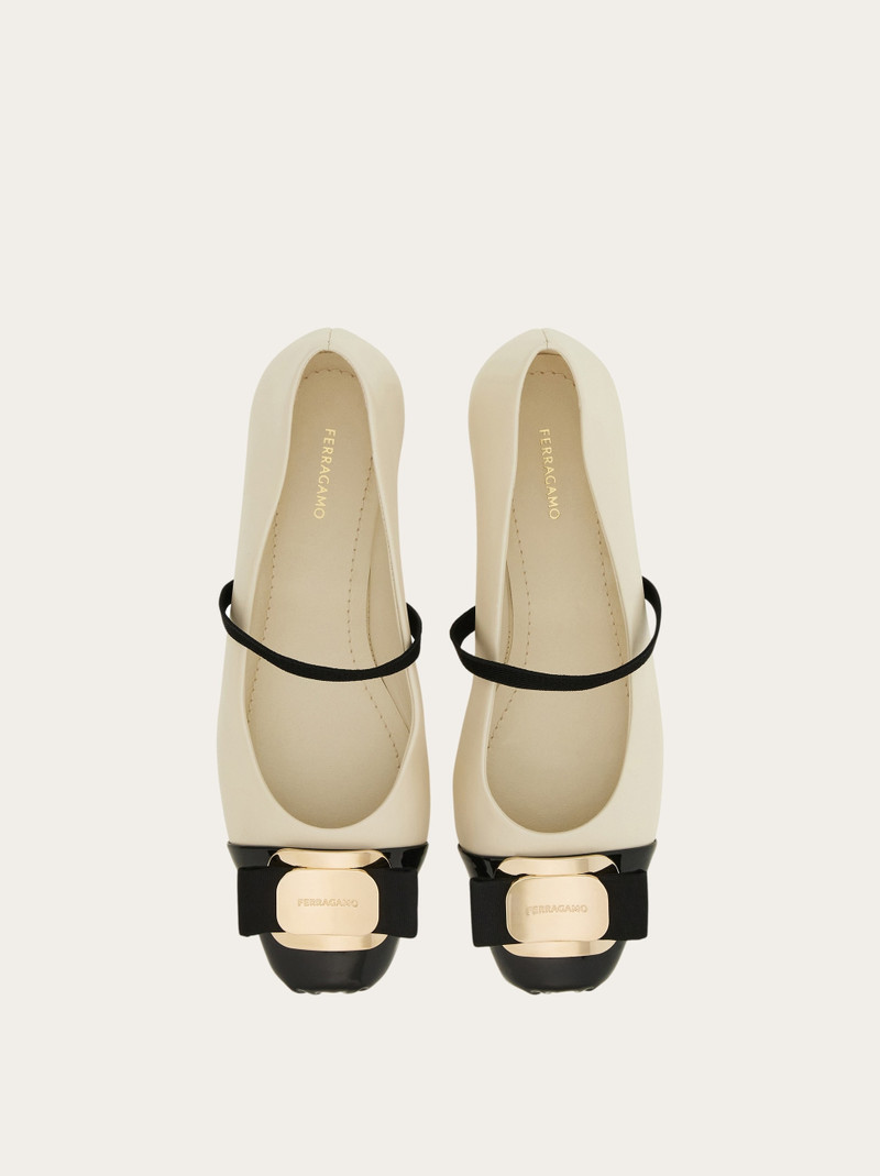 FERRAGAMO New Vara plate bicolor ballet flat outlook