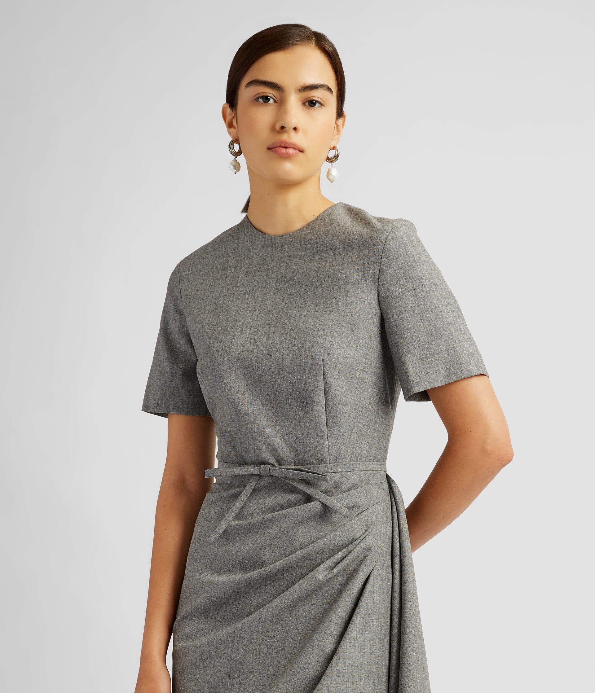 SHORT SLEEVE MIDI DRESS WITH DRAPE DETAIL - 5