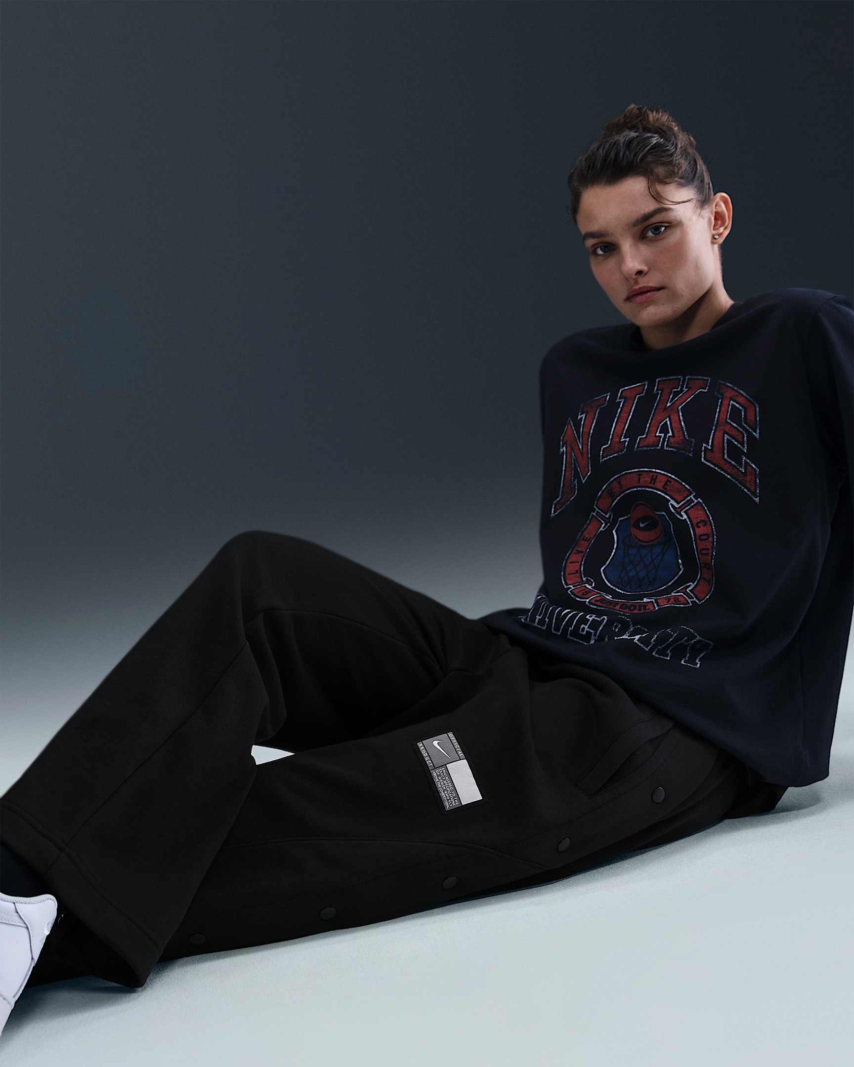 Nike Women's Fleece Tear-Away Basketball Pants - 5