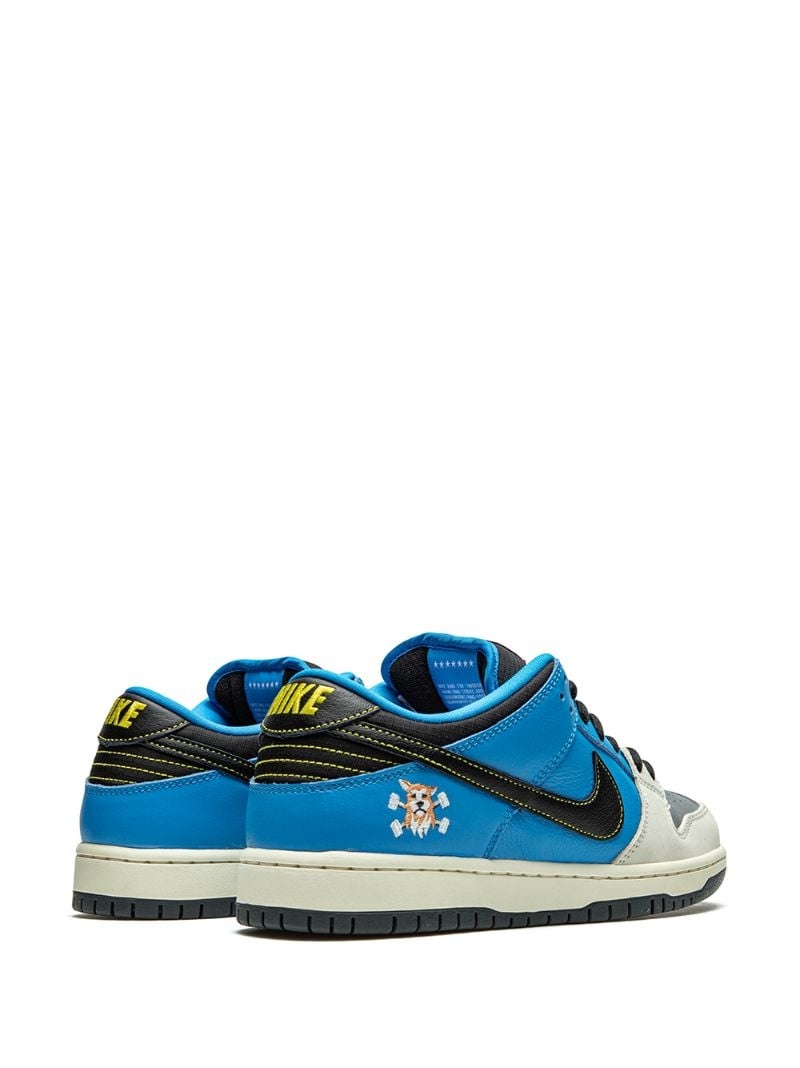 x Instant Skateboards SB Dunk Low Pro sneakers - 3