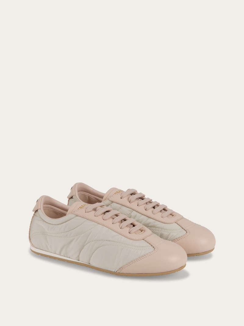 Sneaker 2