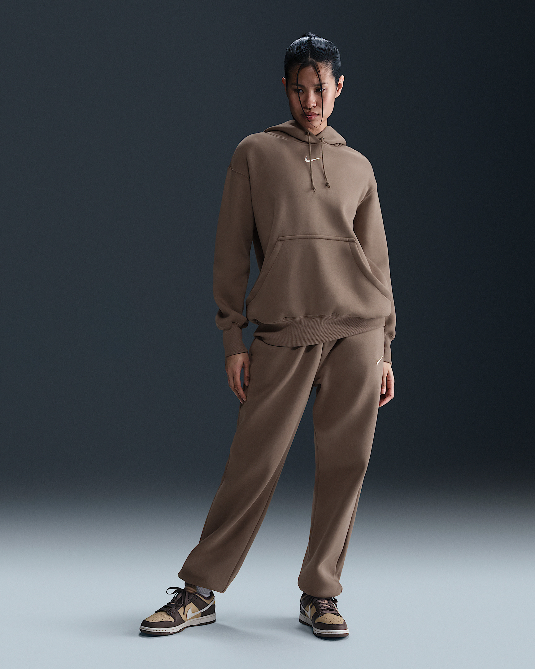 Nike Sportswear Phoenix Fleece Women's Oversized Pullover Hoodie - 4