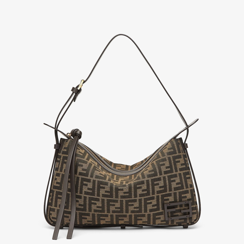 단순히 Fendi 매체 1