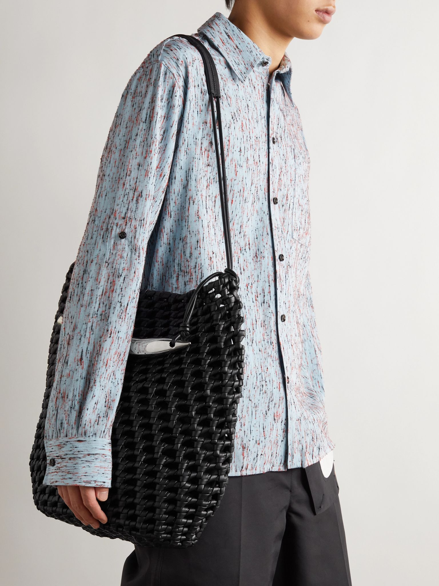 Sardine Embellished Intrecciato Woven Leather Tote Bag Black - 6