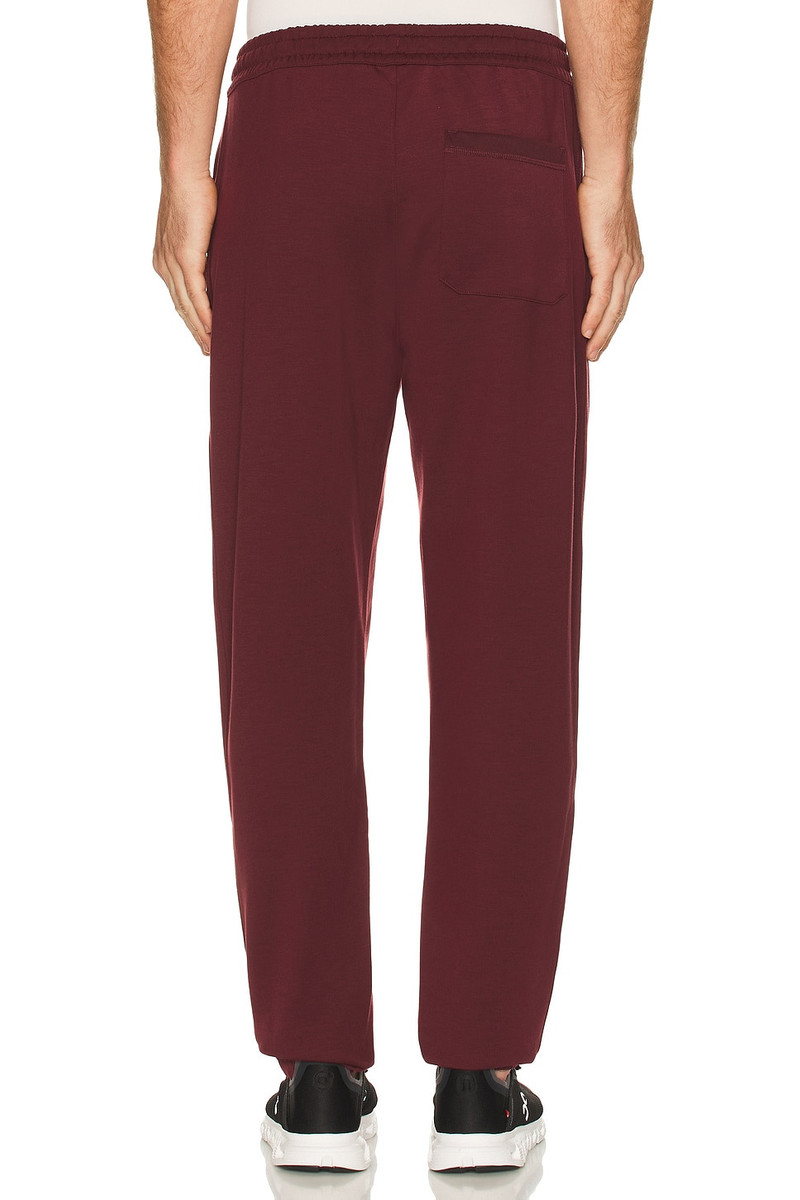 RHONE Dreamstate Jogger outlook