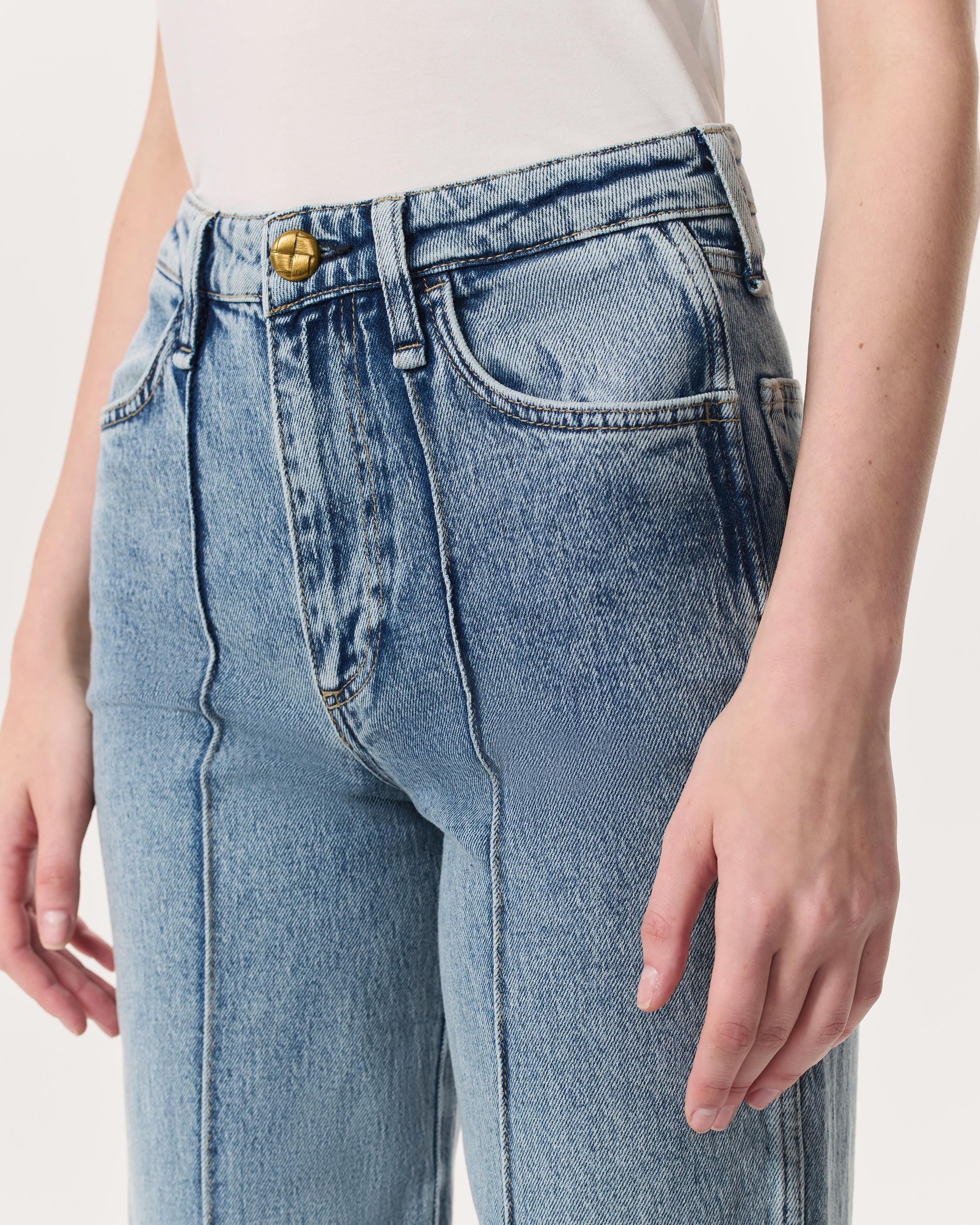 Skylar Wide-Leg Flare Jeans
Vintage Stretch Denim - 6