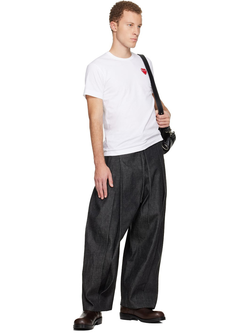 Comme des Garçons PLAY White Rhinestone Emblem Red Heart T-shirt outlook