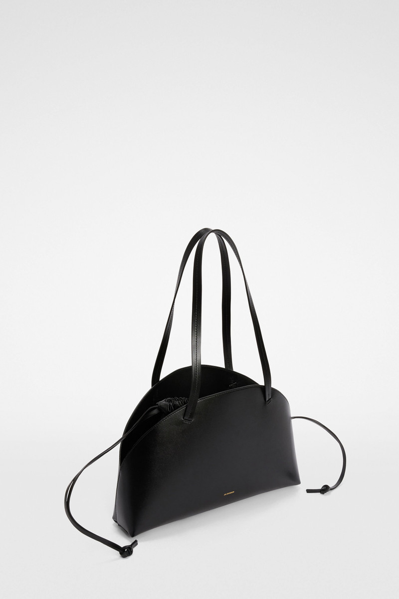 Curve Shoulder Medium 1
