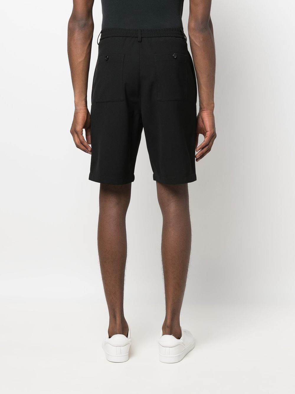 elasticated-waist Bermuda shorts - 4