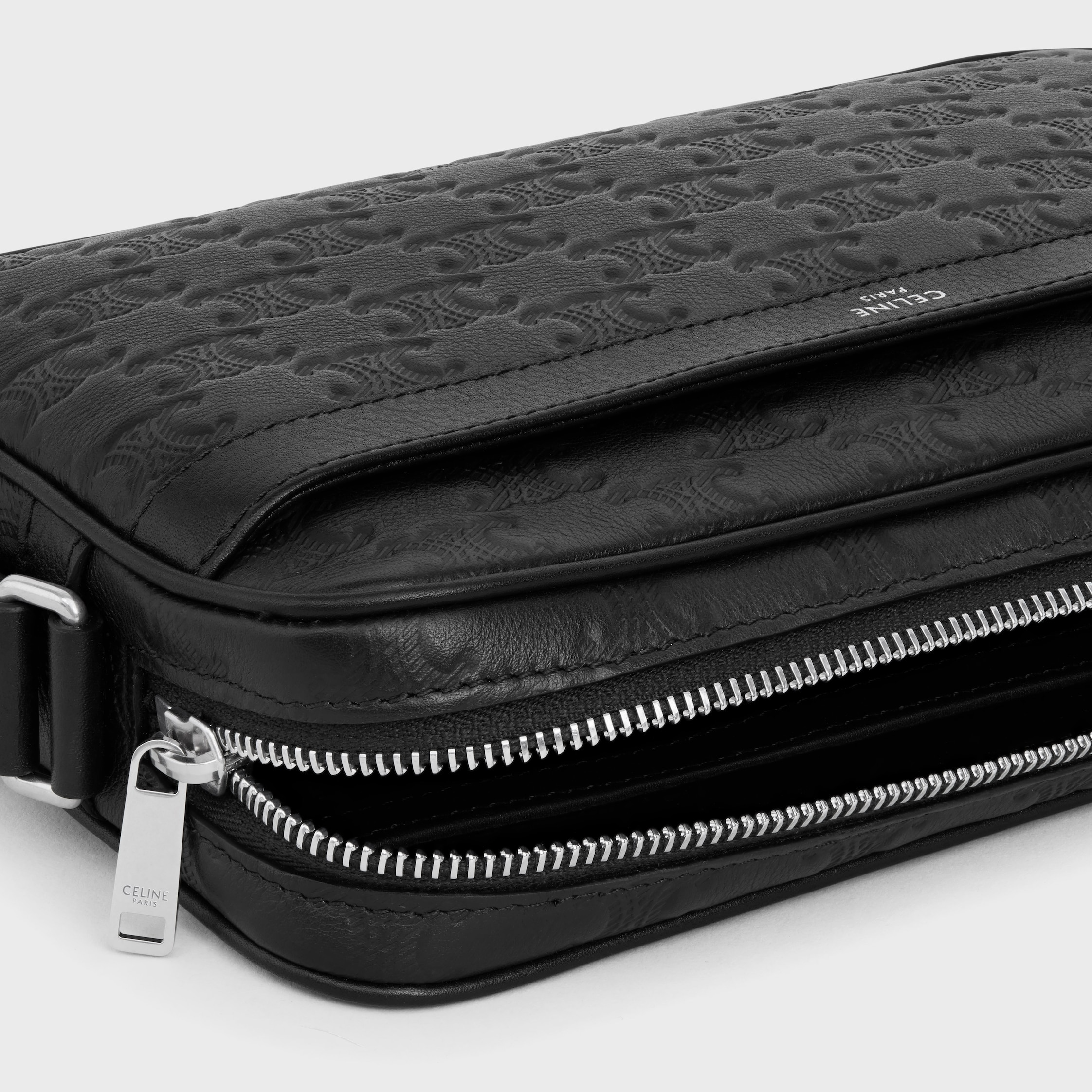 Medium messenger in Calfskin with triomphe embossed - 4