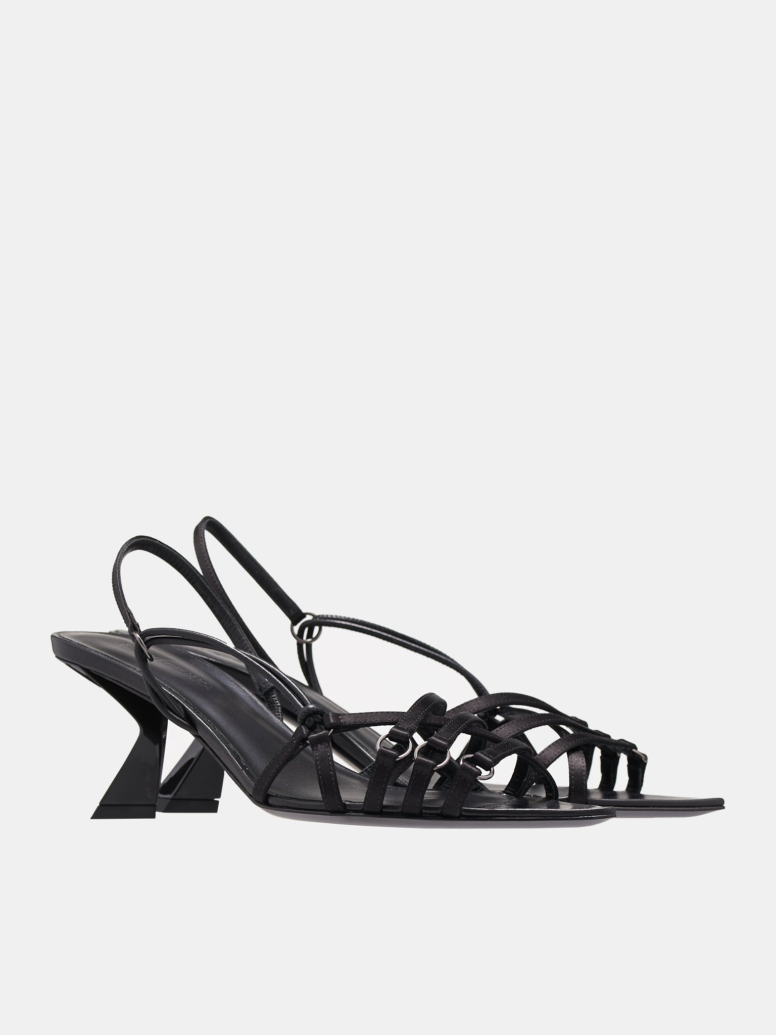 Low Heeled Sandals - 2