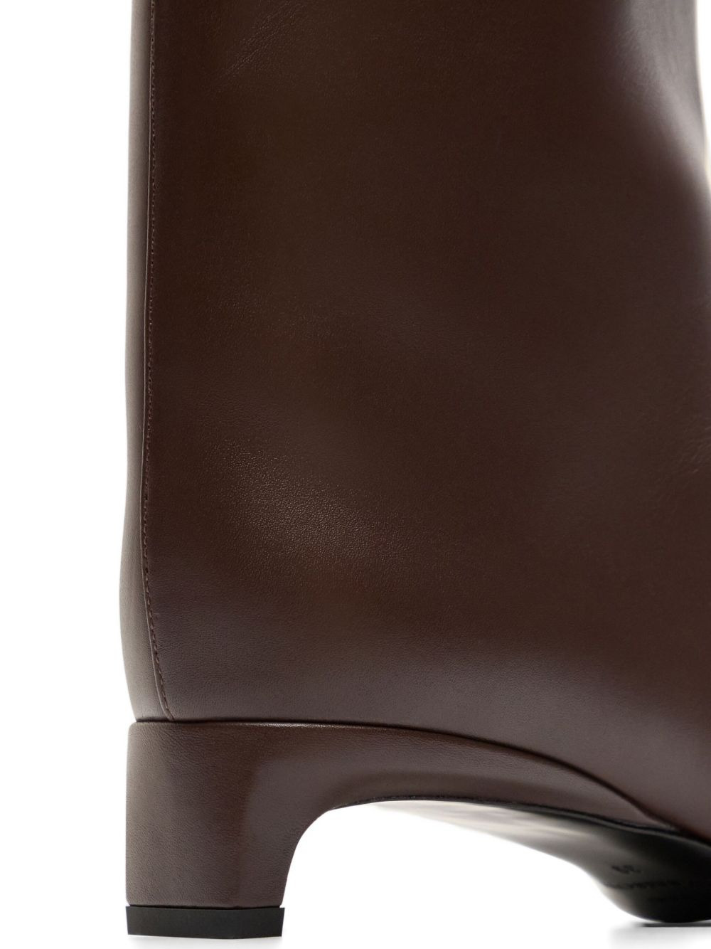 35mm Celine Lds leather pointed-toe ankle boots - 4