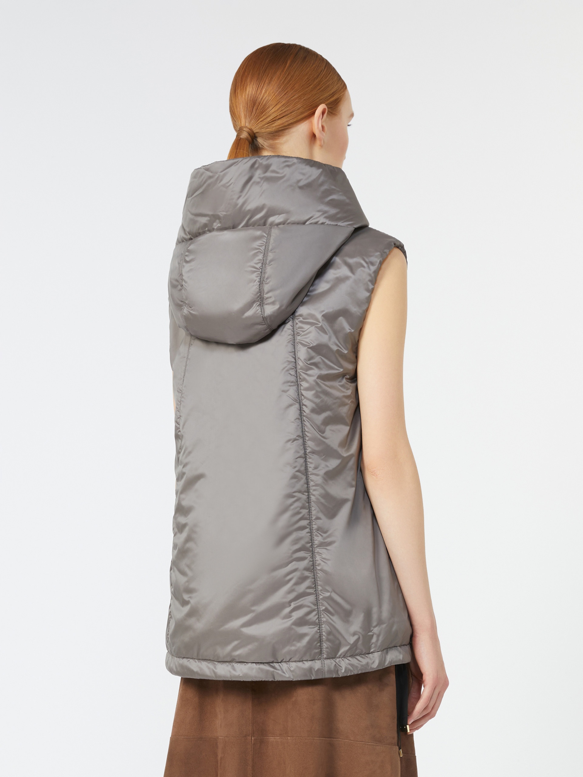 GREENGO Padded, hooded gilet in water-repellent canvas - 4