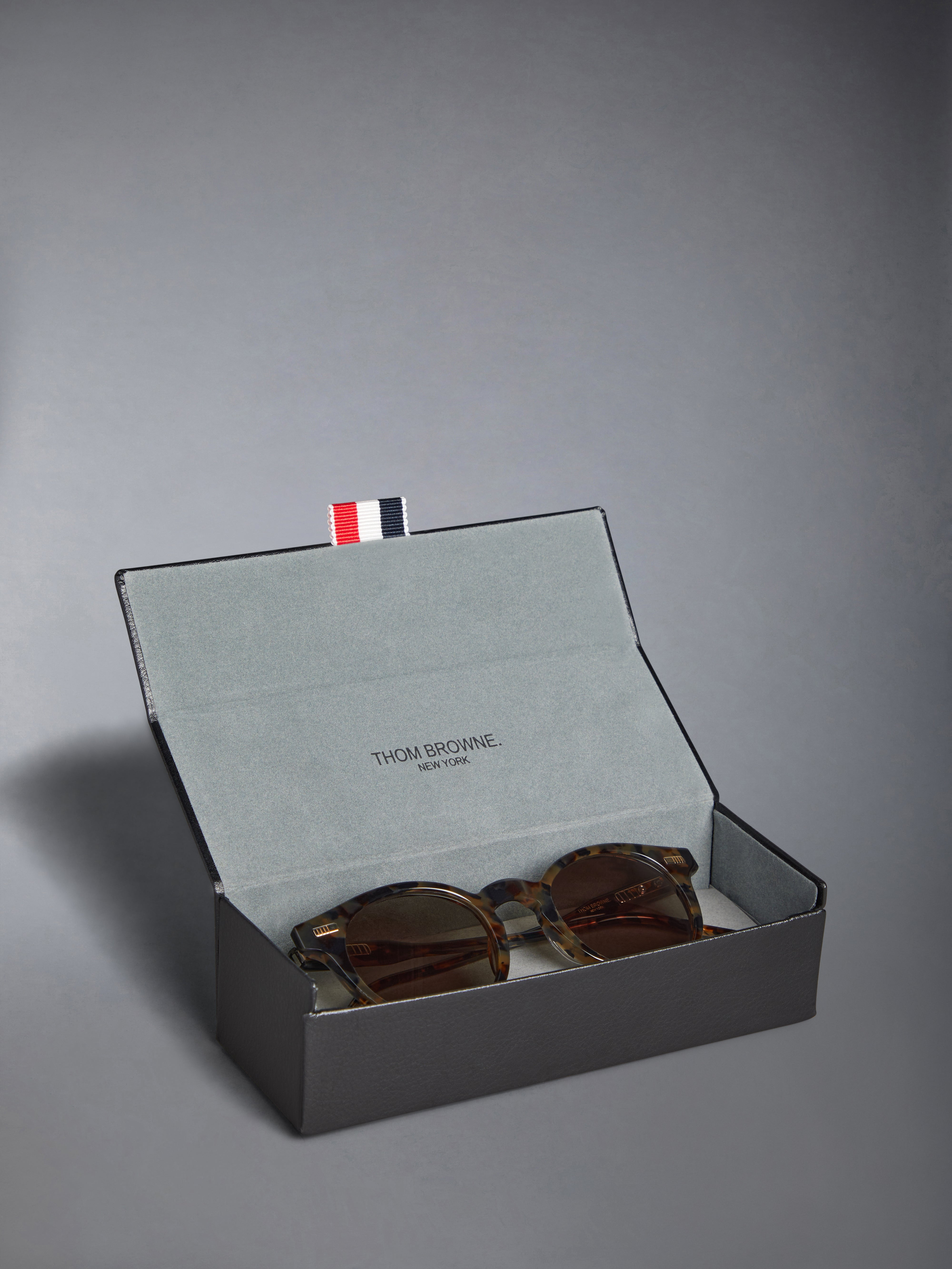 Tortoise Acetate Round Sunglasses - 8