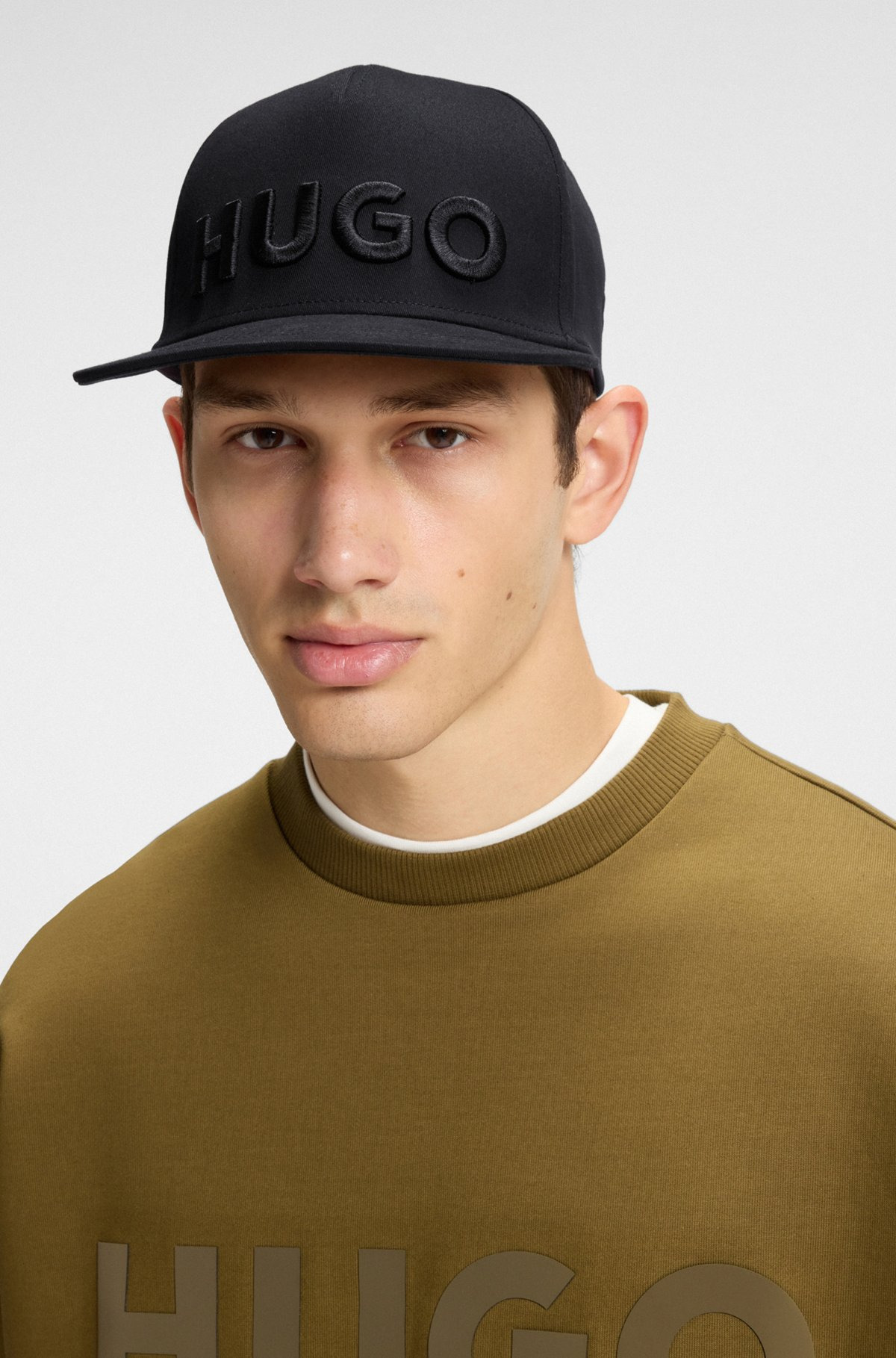 STRETCH-COTTON CAP WITH EMBROIDERED LOGO - 4