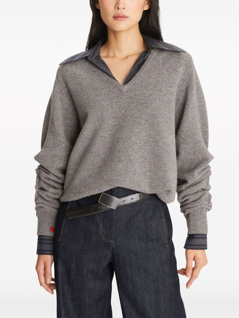 V-neck sweater 4